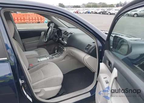 2011 Toyota Highlander Base V6 from USA, damaged, VIN 5TDBK3EH3BS058655